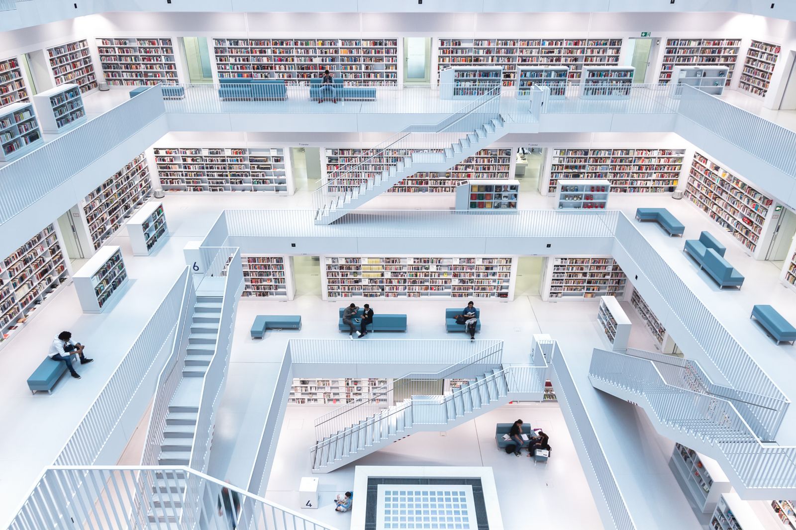 An aerial shot of Stuttgart library